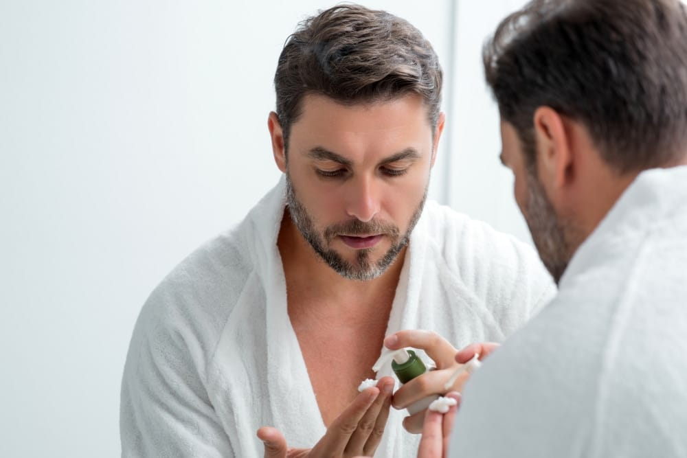 Productos dermocosmética en farmacia en Sada